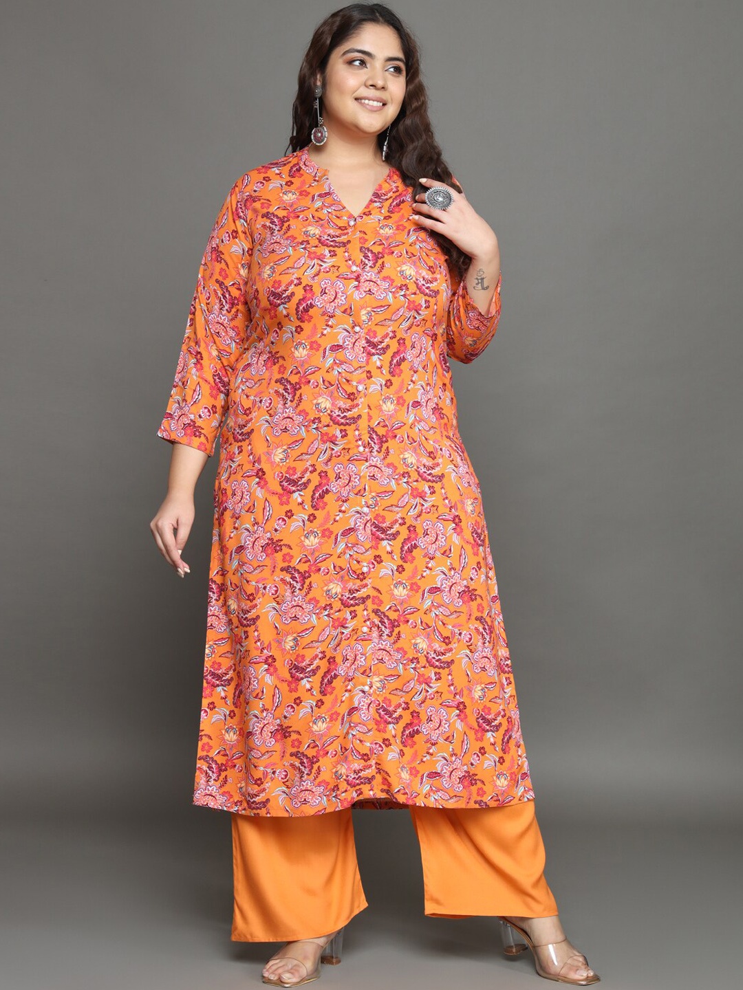 

Tissu Plus Size Floral Printed Regular Kurta with Palazzos, Orange
