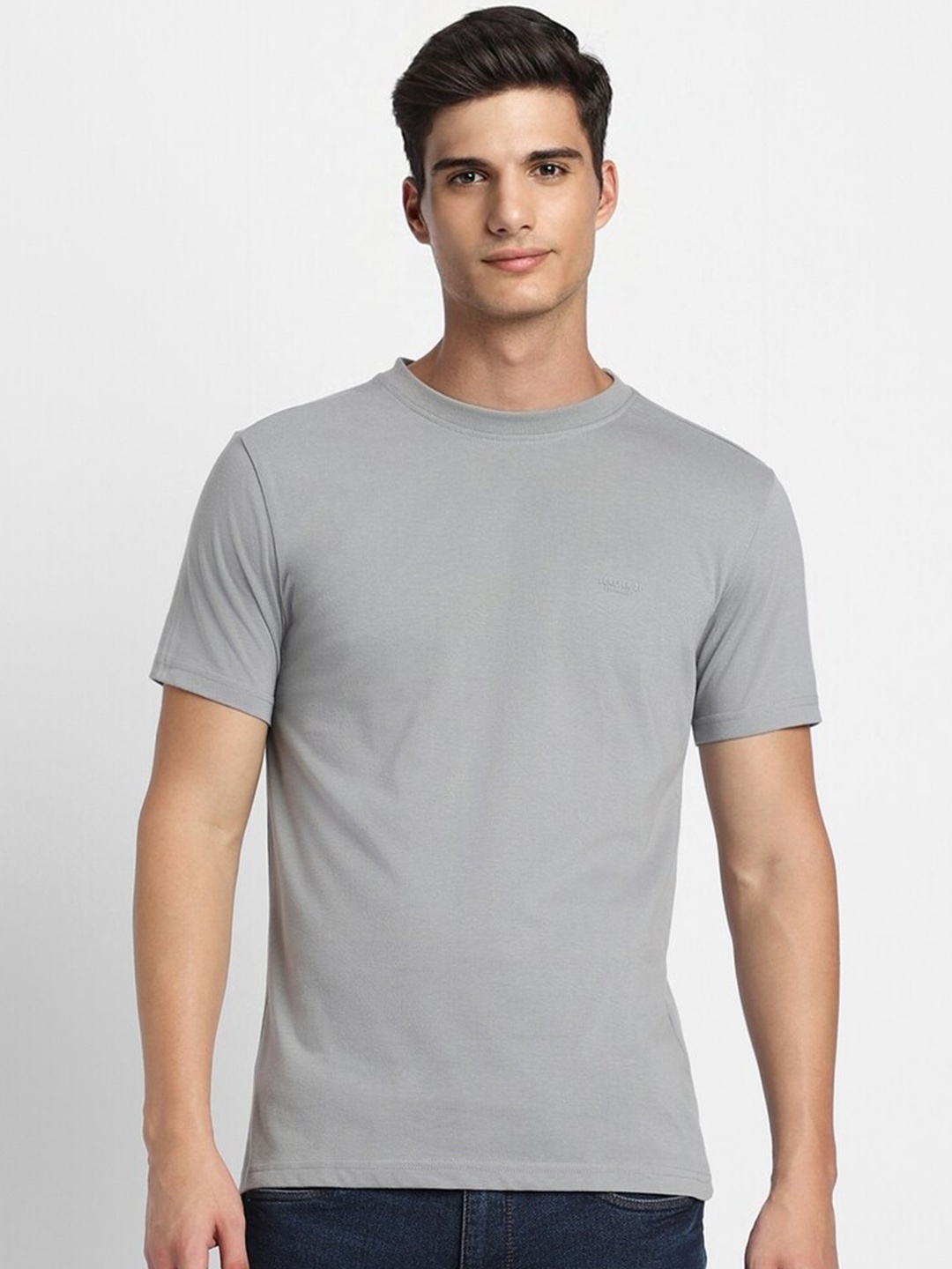 

FOREVER 21 Round Neck Short Sleeves T-shirt, Grey