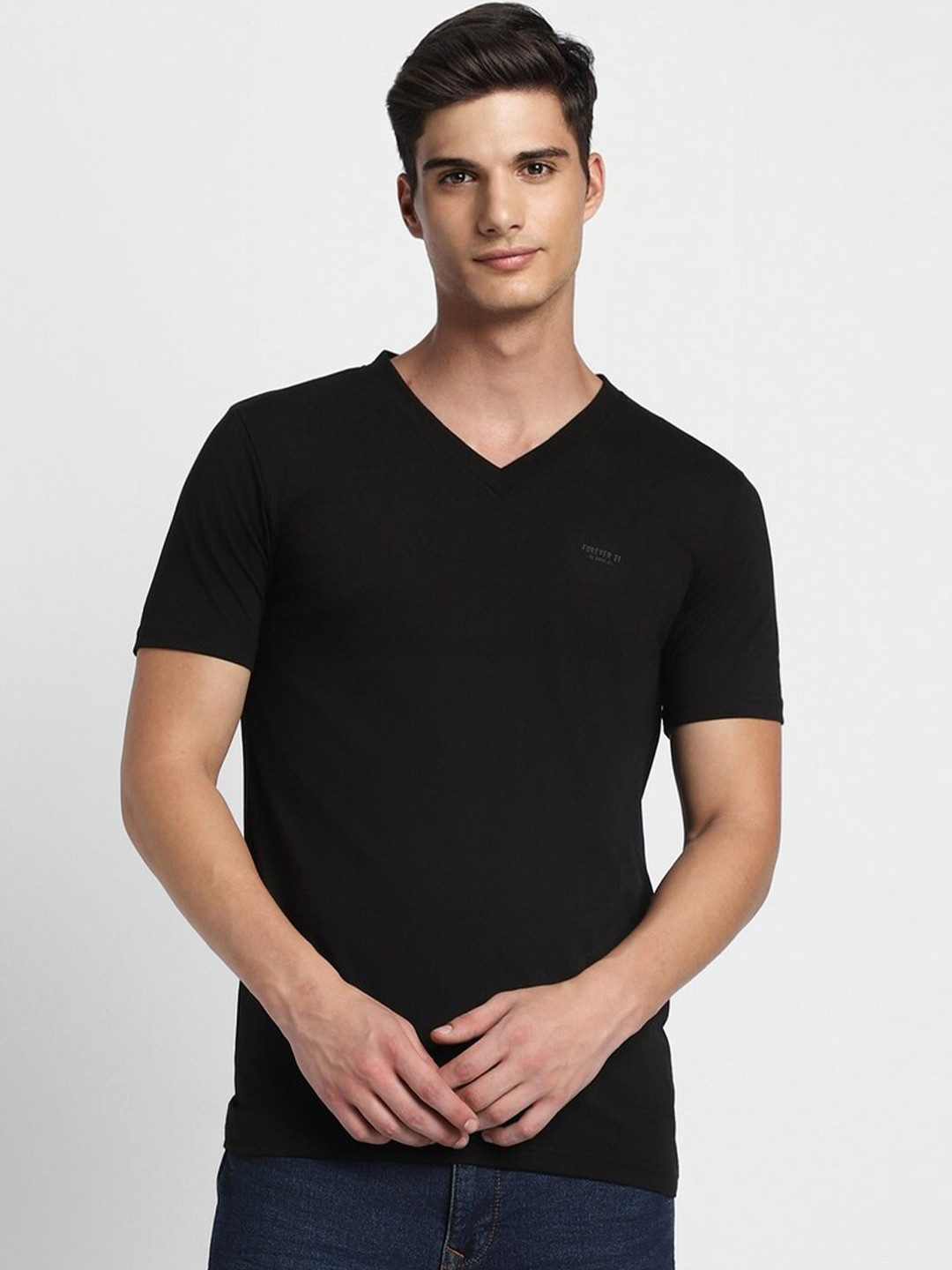 

FOREVER 21 V-Neck Short Sleeves T-shirt, Black