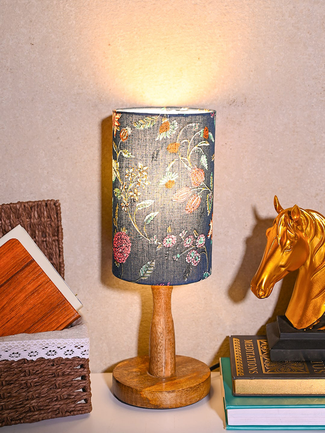 

MARKET99 Brown & Blue Printed Cylindrical Wooden Table Lamp