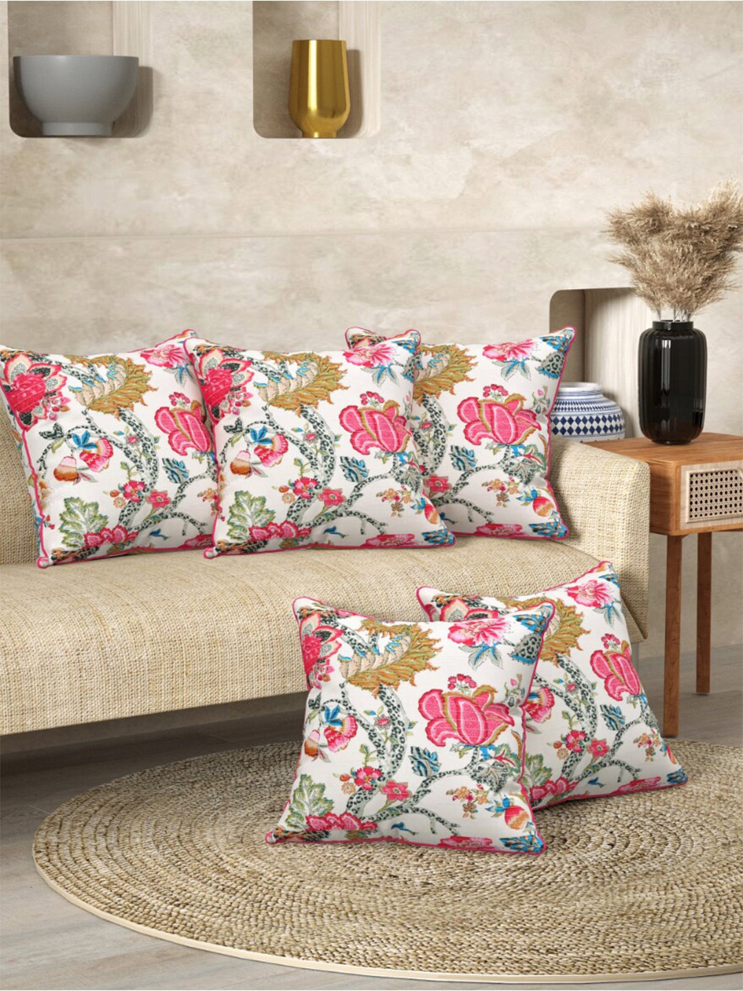 

EasyGoods Red Set of 5 Floral Square Cushion Covers