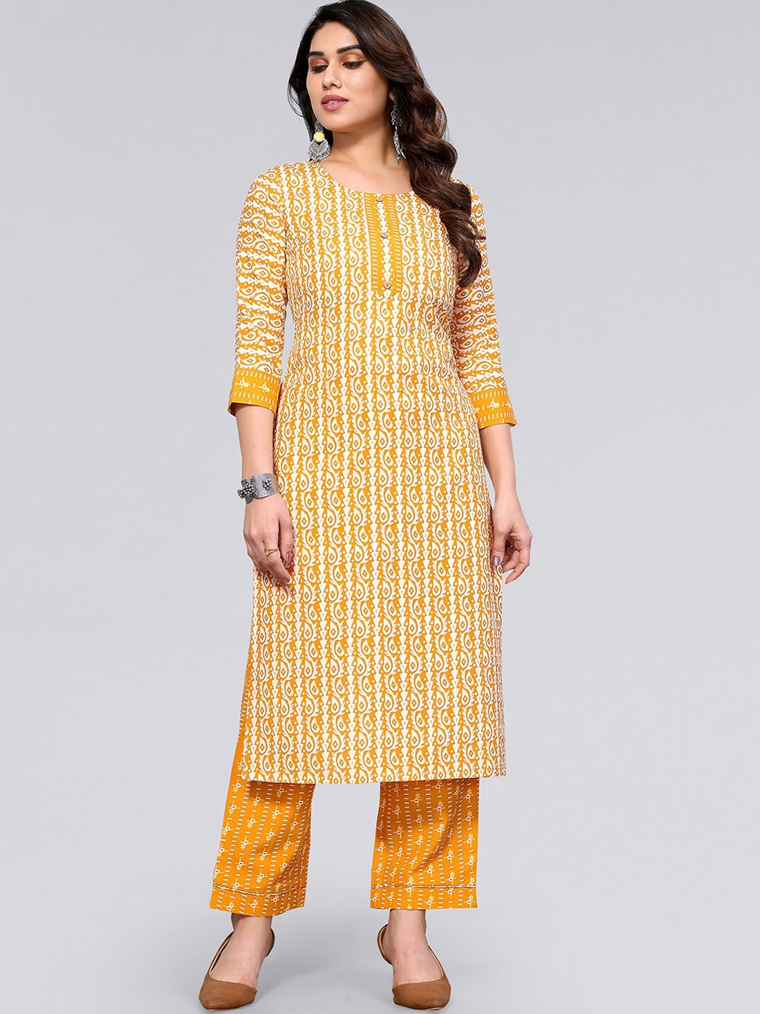 

KALINI Ethnic Motifs Printed Straight Kurta with Trousers, Yellow