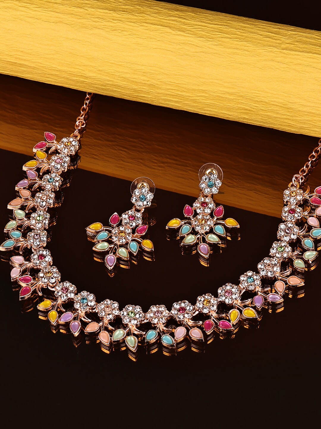 

Sukkhi Rose Gold-Plated Kundan-Studded & Beaded Jewellery Set, Pink