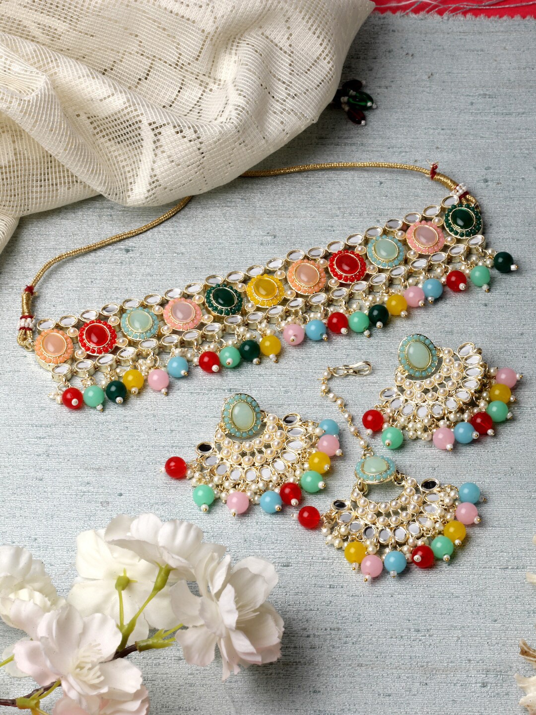 

Sukkhi Gold-Plated Kundan-Studded & Beaded Jewellery Set