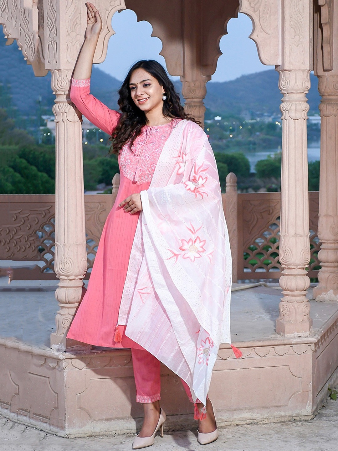 

AARYAHI Floral Yoke Design Sequinned Pure Cotton Straight Kurta With Trousers & Dupatta, Pink