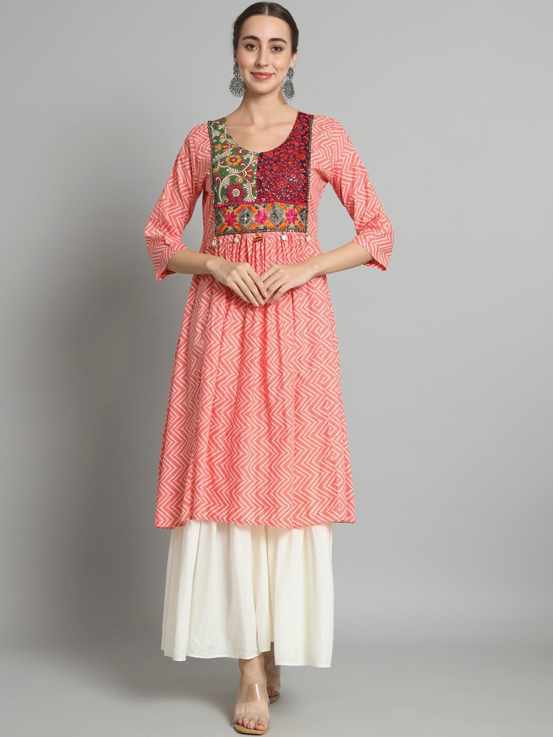 

Trinjann Ethnic Motifs Embroidered Cotton Straight Kurta, Peach