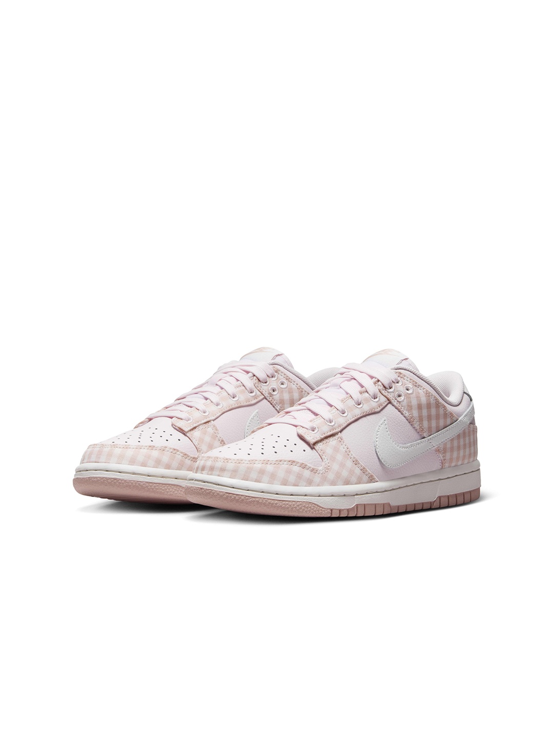 

Nike Women Dunk Low Sneakers, Pink