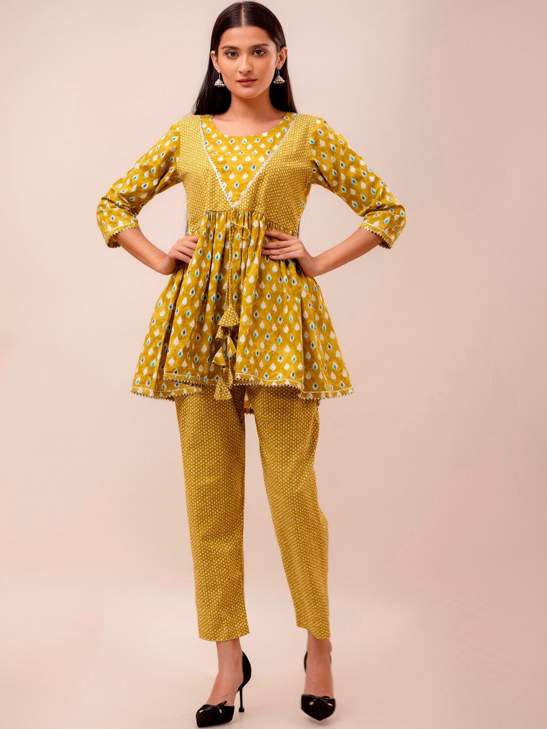 

HERE&NOW Floral Printed Pure Cotton Kurti with Pyjamas, Mustard