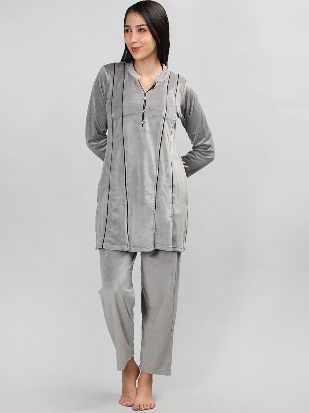 

Duchess Mandarin Collar Velvet Top With Pyjamas, Grey