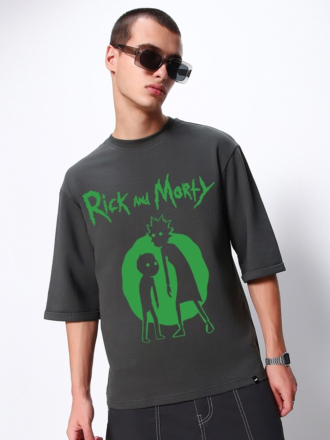 

Bewakoof Grey Rick & Morty Printed Round Neck Short Sleeves Cotton Oversized T-shirt