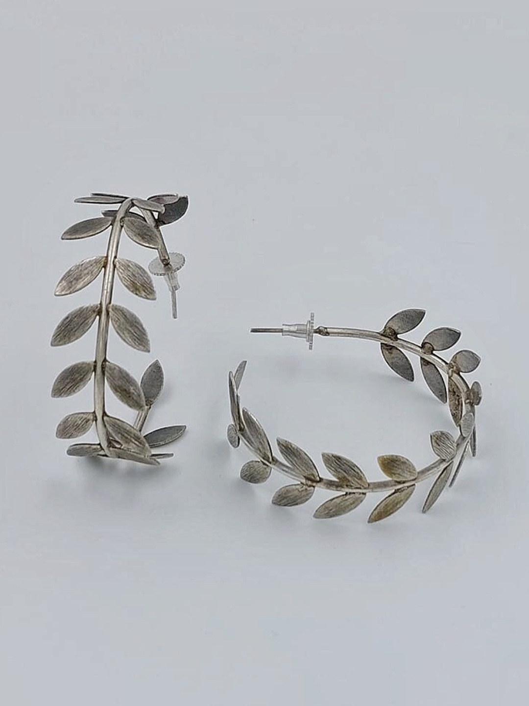 

SHIMULI Silver-Plated Leaf Shaped Half Hoop Earrings
