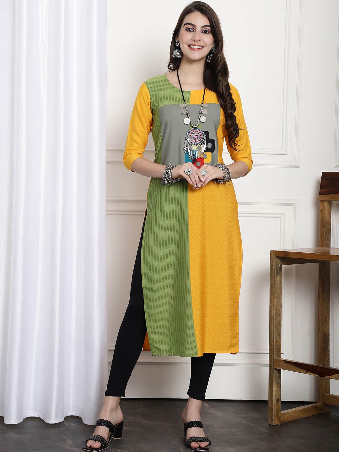 

Ethnic basket Colourblocked Three-Quarter Sleeve Straight Crepe Kurta, Yellow