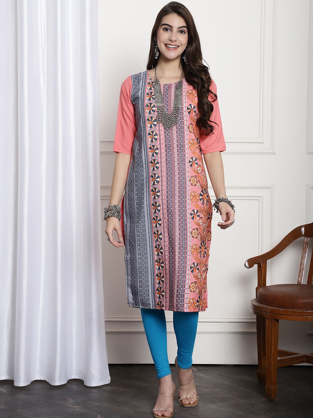 

Ethnic basket Ethnic Motifs Printed Straight Kurta, Pink