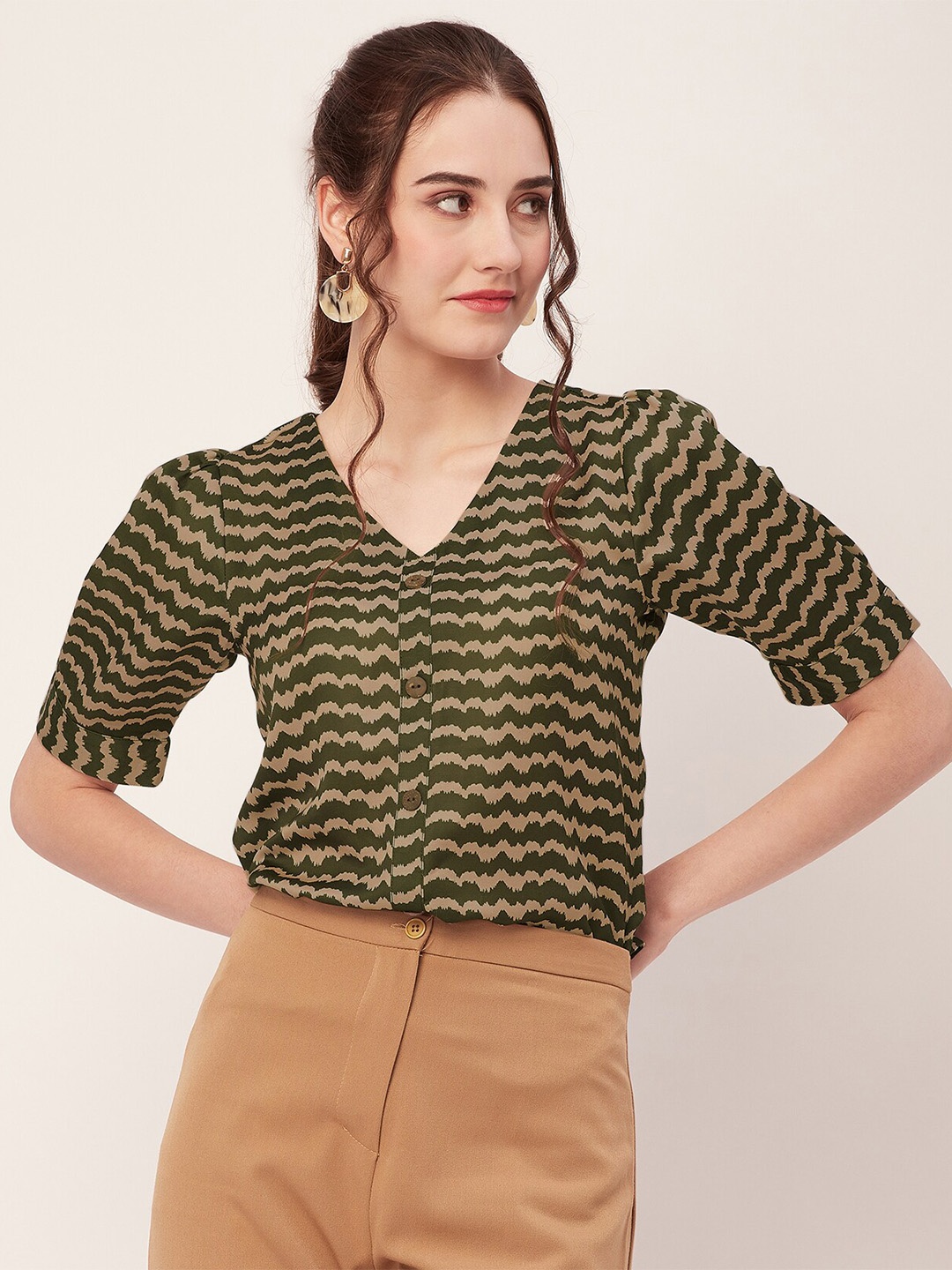 

Moomaya Abstract Printed V-Neck Puff Sleeve Satin Regular Top, Green