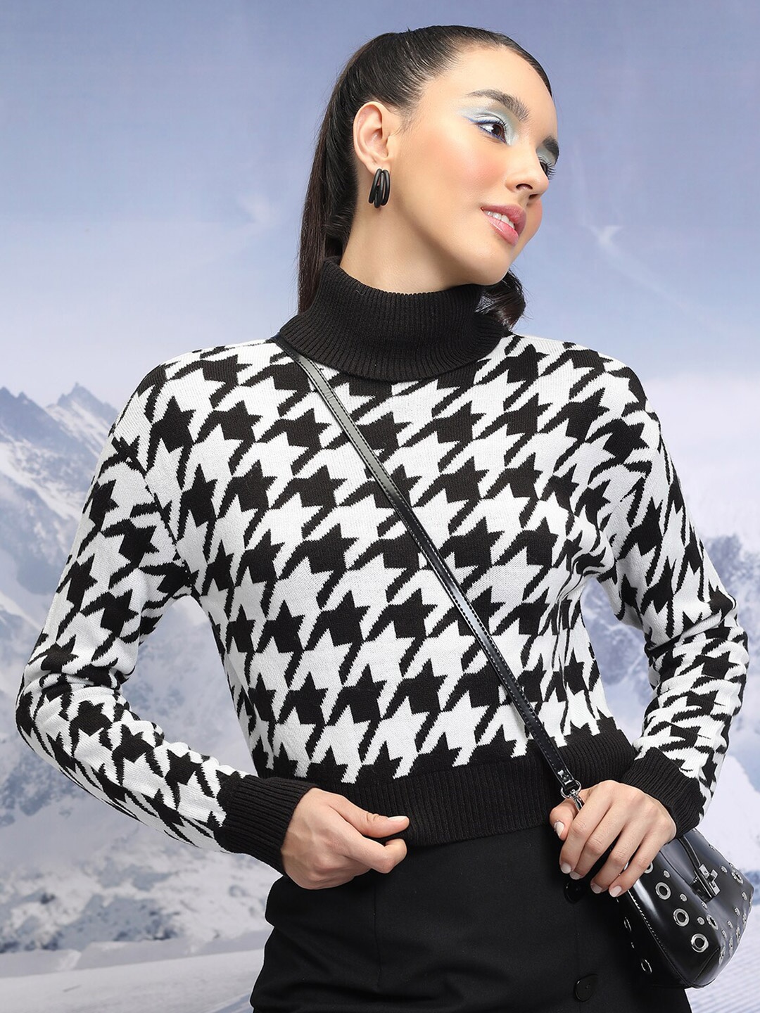 

Tokyo Talkies Black Geometric Self Design Turtle Neck Acrylic Crop Pullover