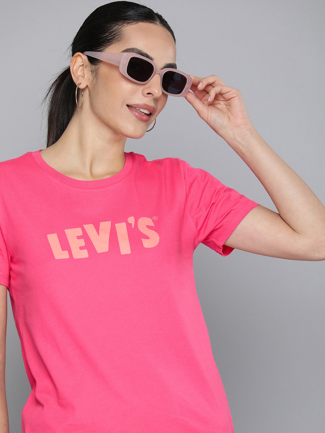 

Levis Brand Logo Printed Pure Cotton T-shirt, Pink