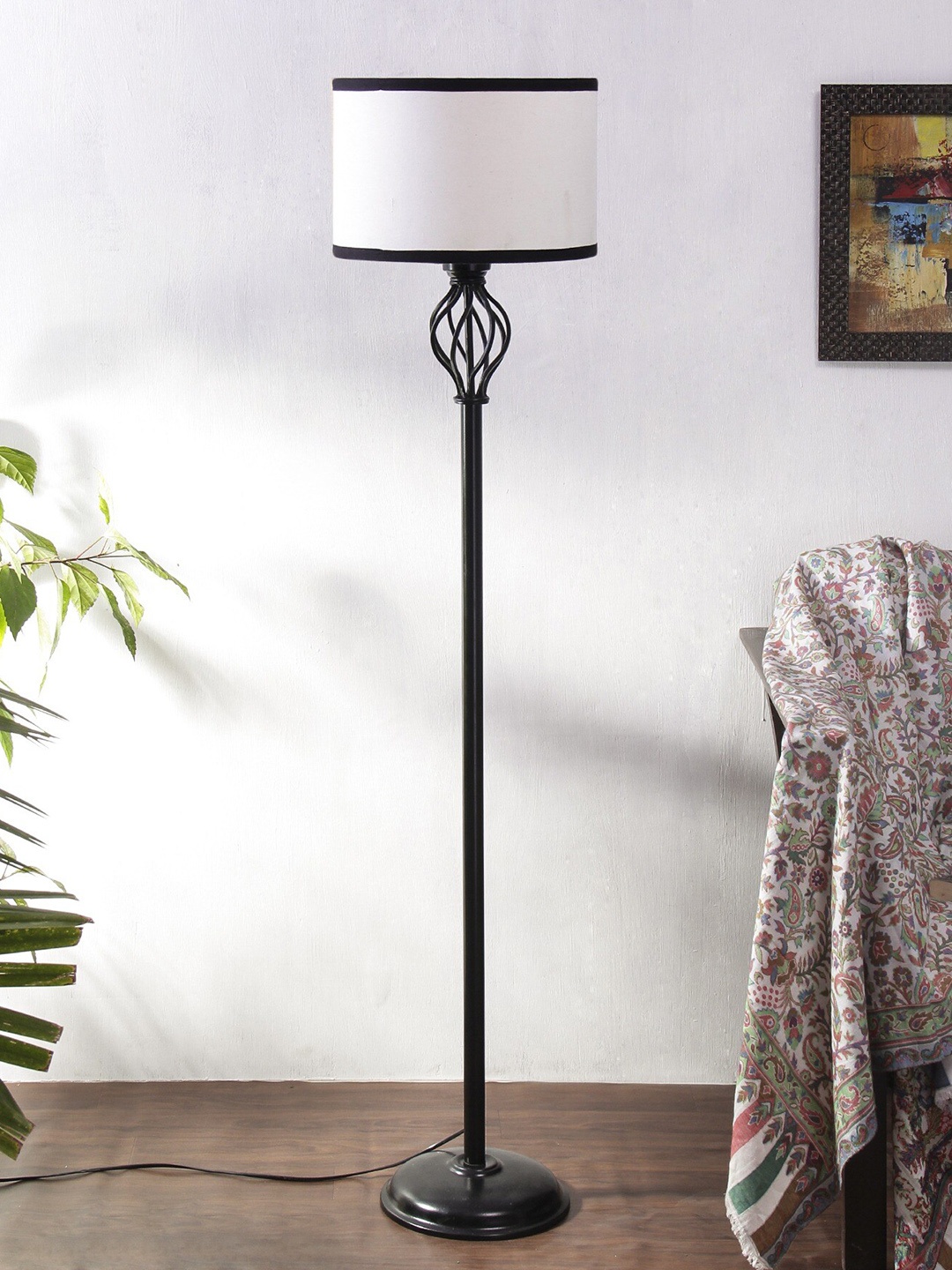

Devansh White Cotton Drum Iron Basket Floor Lamp
