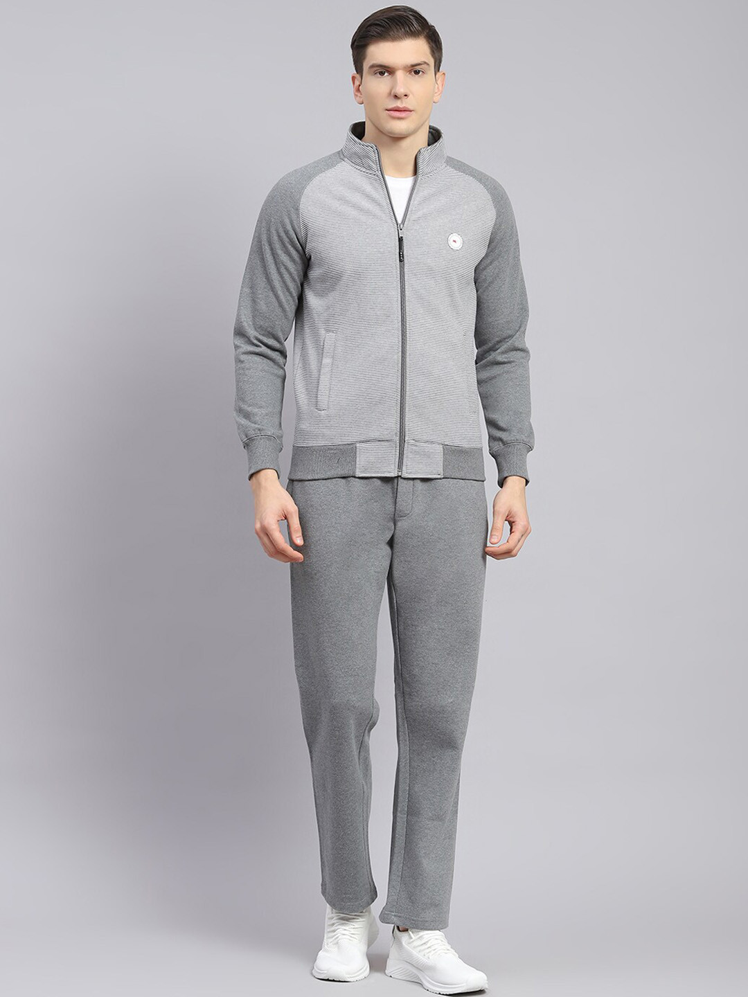 

Monte Carlo Self-Design Mock Collar Sweatshirt & Trackpants, Grey