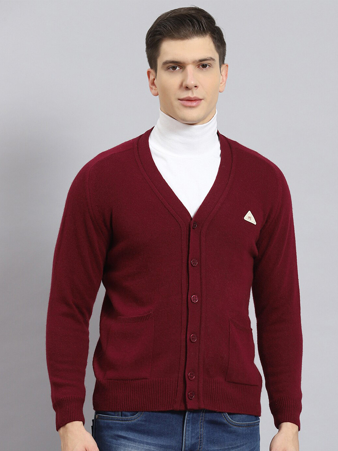 

Monte Carlo V-Neck Woollen Cardigan Sweater, Maroon