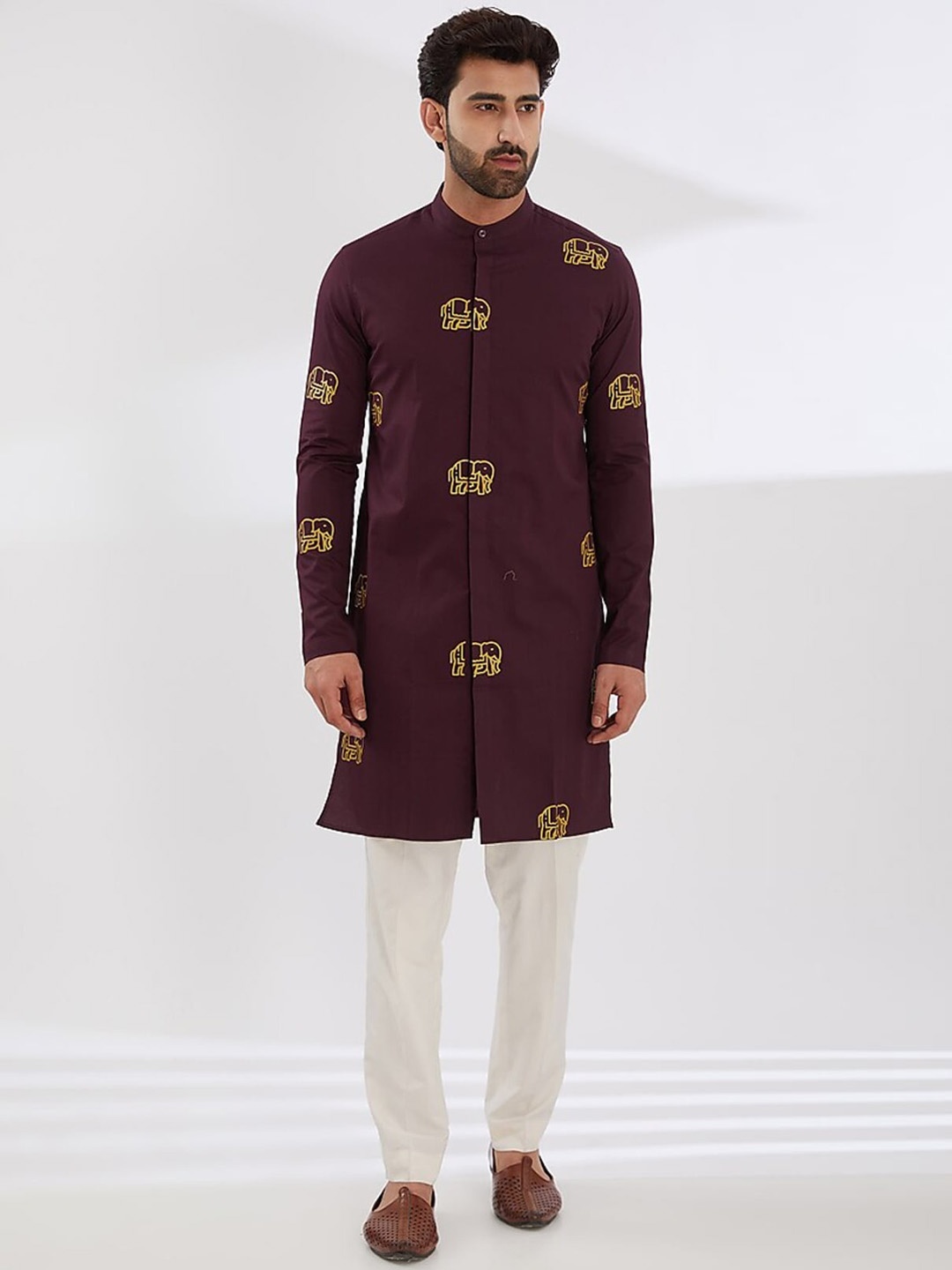 

HE SPOKE Ethnic Motifs Printed Band Collar Pure Cotton Straight Kurta, Burgundy