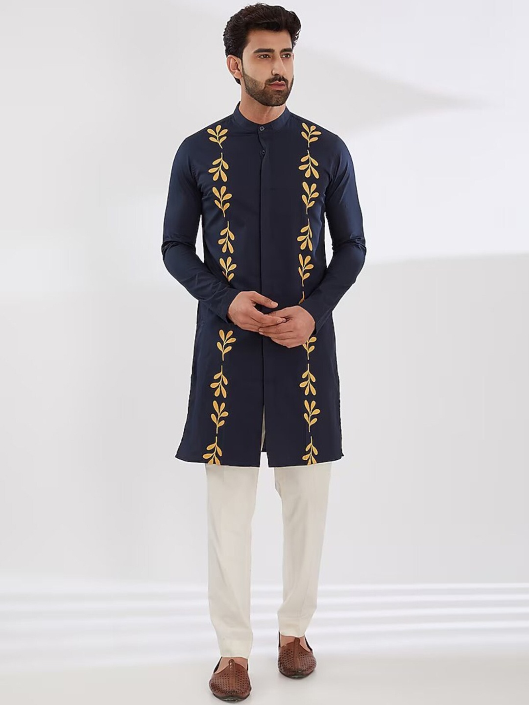 

HE SPOKE Ethnic Motifs Printed Band Collar Twill Pure Cotton Kurta, Navy blue