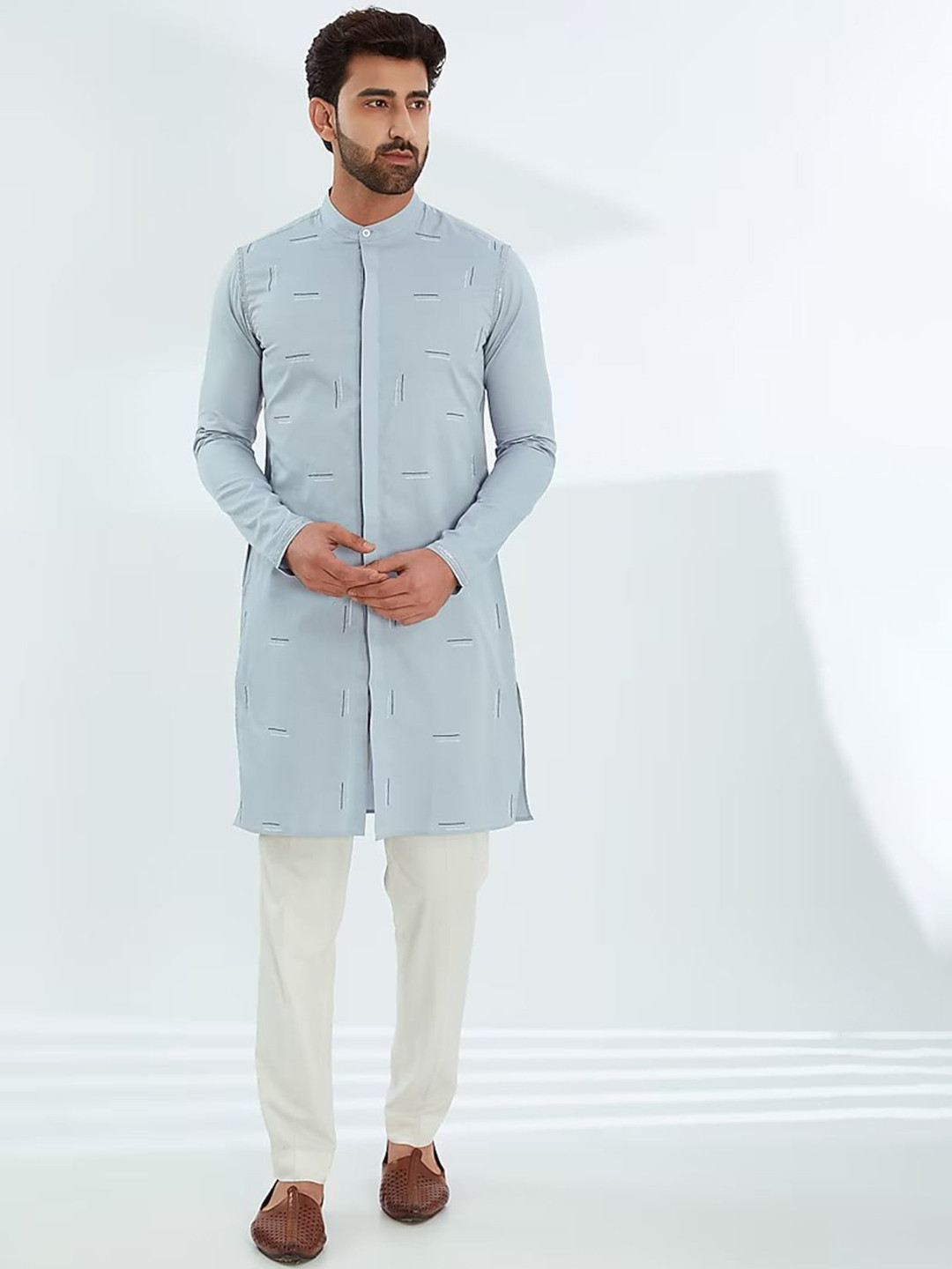 

HE SPOKE Geometric Embroidered Sequinned Pure Cotton Straight Kurta, Blue