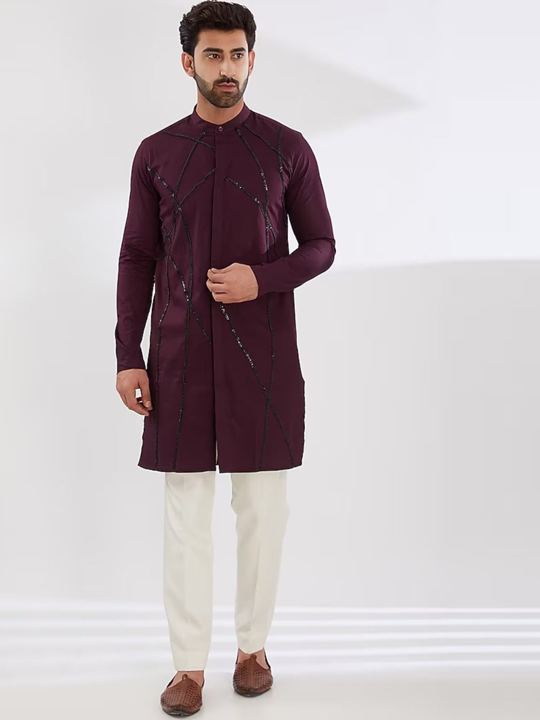 

HE SPOKE Embellished Band Collar Pure Cotton Kurta, Burgundy