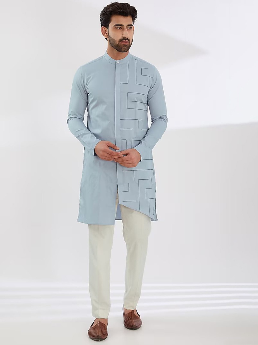

HE SPOKE Band Collar Embroidered Pure Cotton Kurta, Blue