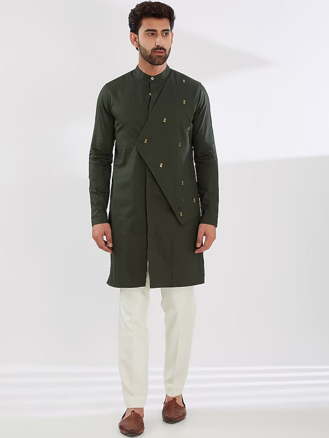 

HE SPOKE Embellished Band Collar Pure Cotton Straight Kurta, Olive