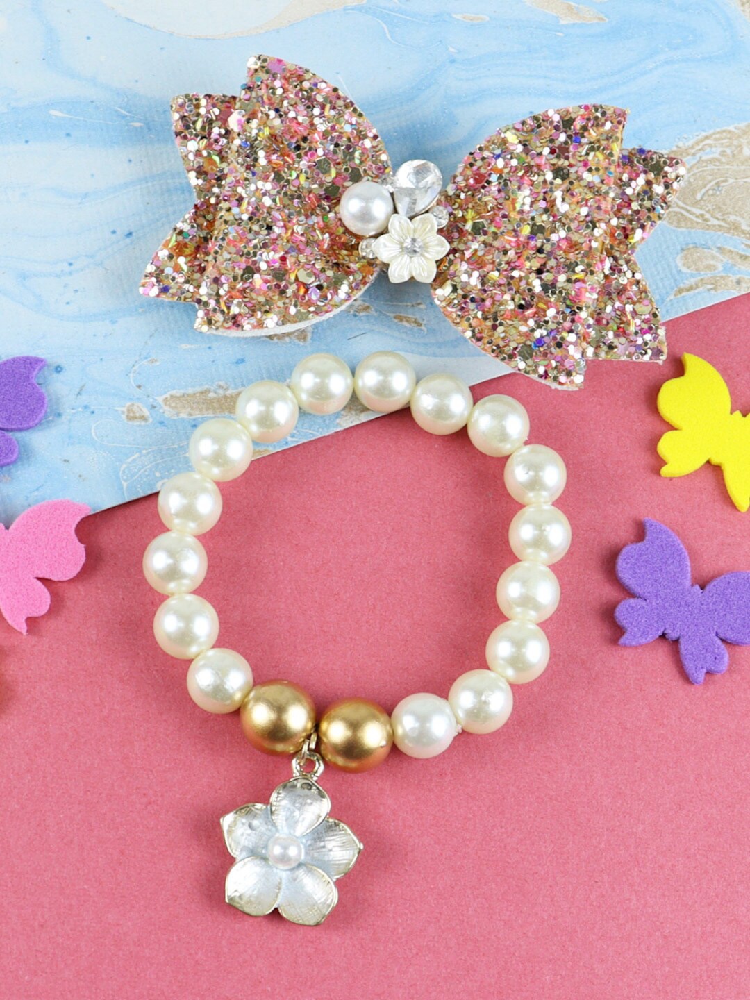 

Asthetika Kids Girls Beaded Link Bracelet With Hair Clip, White