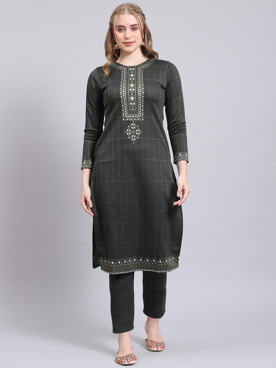 

Monte Carlo Ethnic Motifs Printed Kurta with Trousers, Olive
