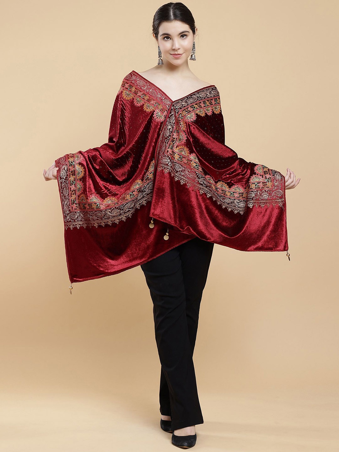 

Moda Chales Floral Embroidered Sequinned Velvet Shawl, Maroon