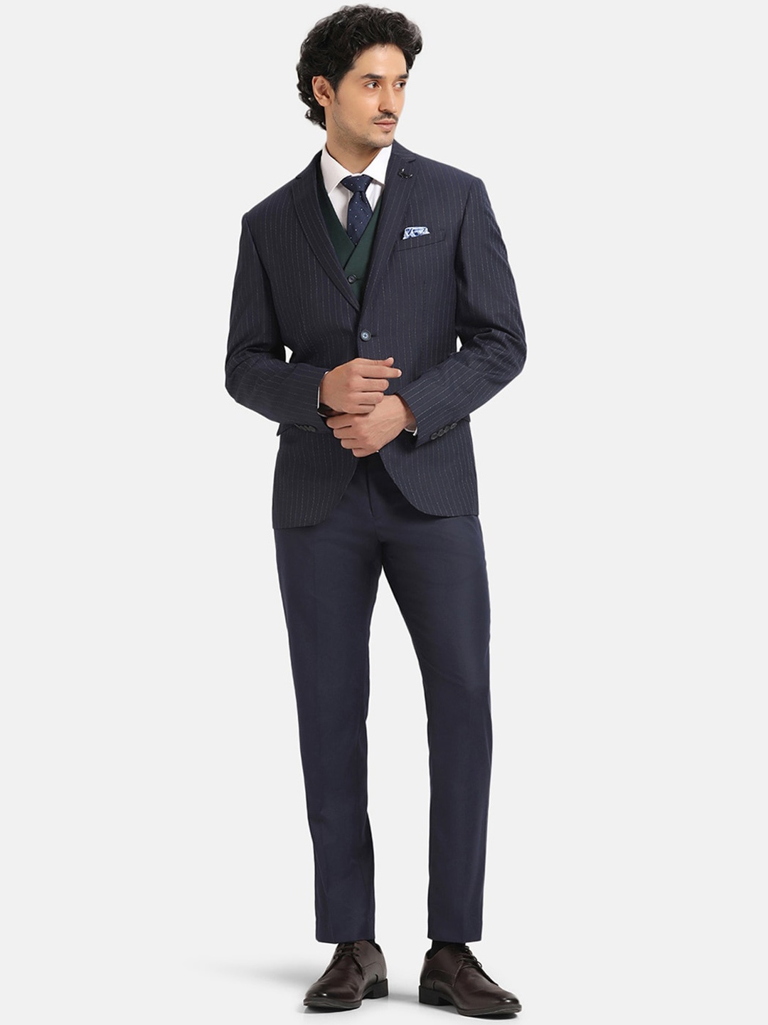 

Blackberrys Striped Slim-Fit Single Breasted Three-Piece Suits, Navy blue