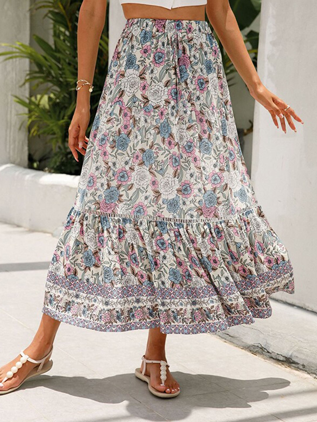 

StyleCast Purple Floral Printed Flared Midi Skirt