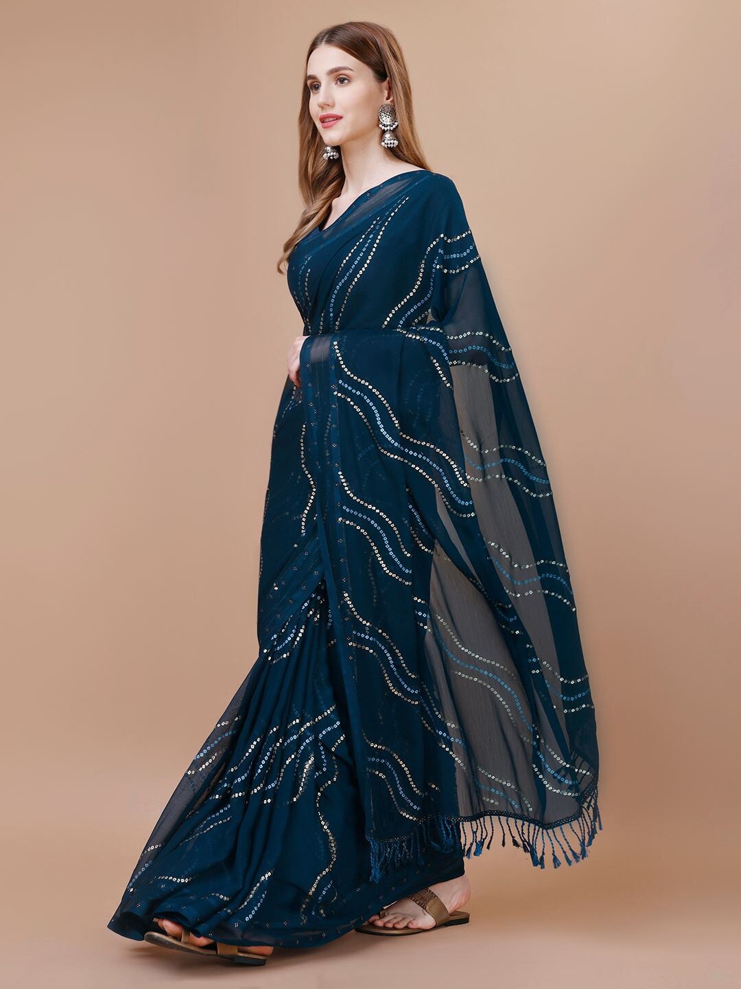

Indian Women Embellished Sequinned Pure Chiffon Saree, Navy blue