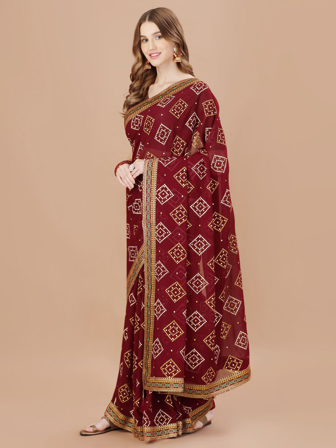 

Indian Women Bandhani Printed Zari Lace Latkan Detail Saree, Brown