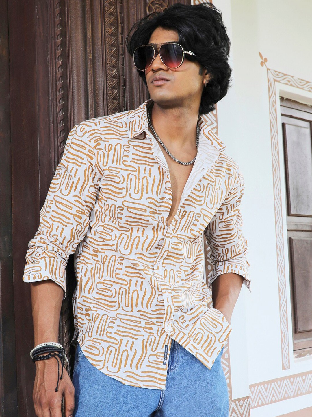 

Campus Sutra Brown Classic Printed Cotton Casual Shirt