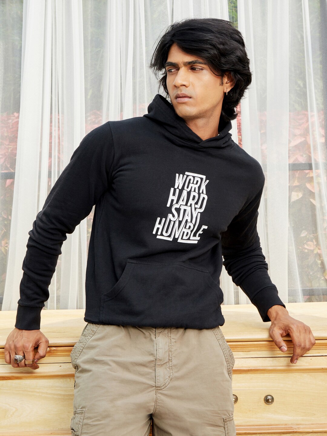 

Campus Sutra Typography Printed Hooded Cotton Pullover, Black