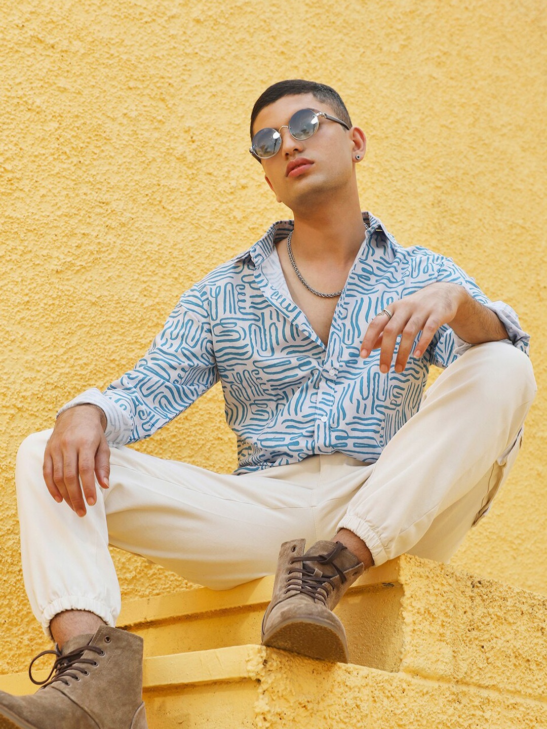 

Campus Sutra Classic Printed Cotton Casual Shirt, Blue