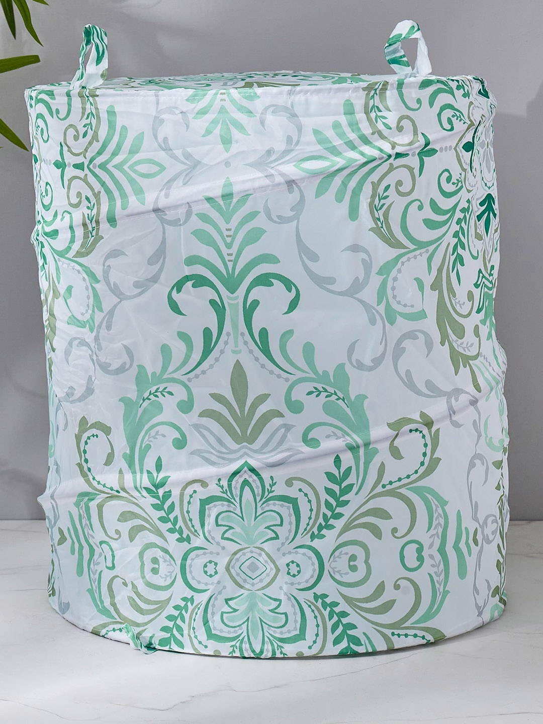 

Home Centre White & beige Printed Foldable Laundry Bag