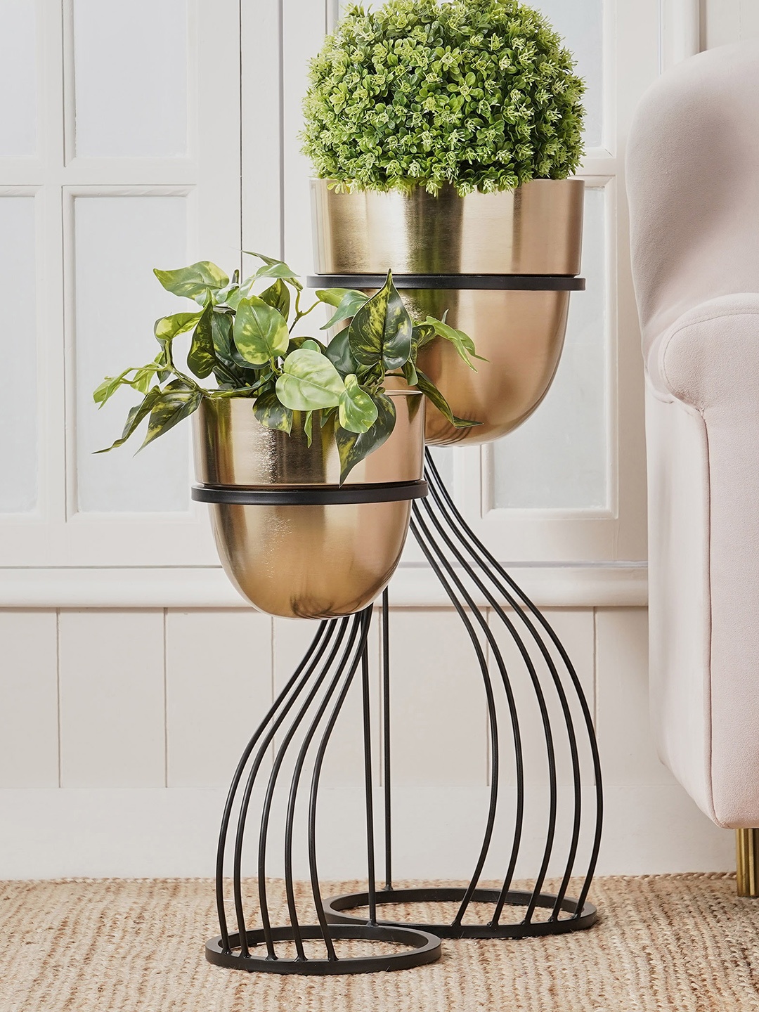 

Home Centre Brown & Black 2 Pcs Metal Planter With Stand