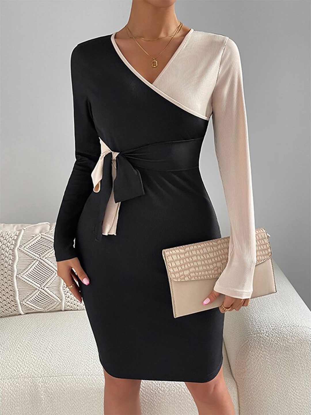 

StyleCast Black & White Colourblocked Wrap Dress