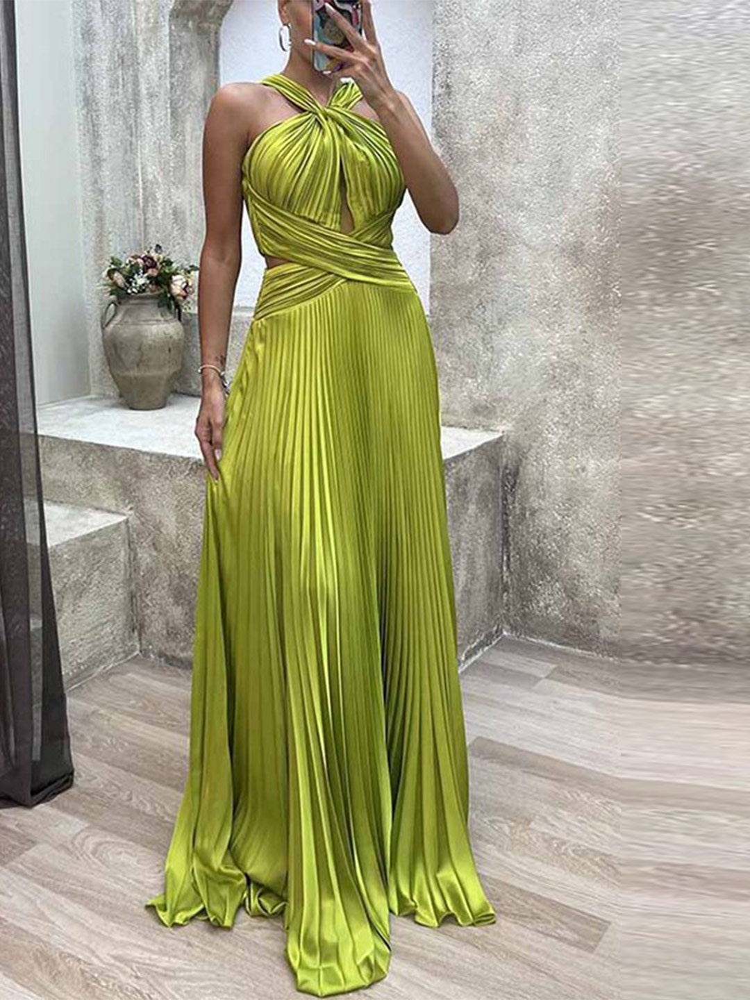 

StyleCast Yellow Halter Neck Cut-Outs Accordion Pleats Maxi Dress