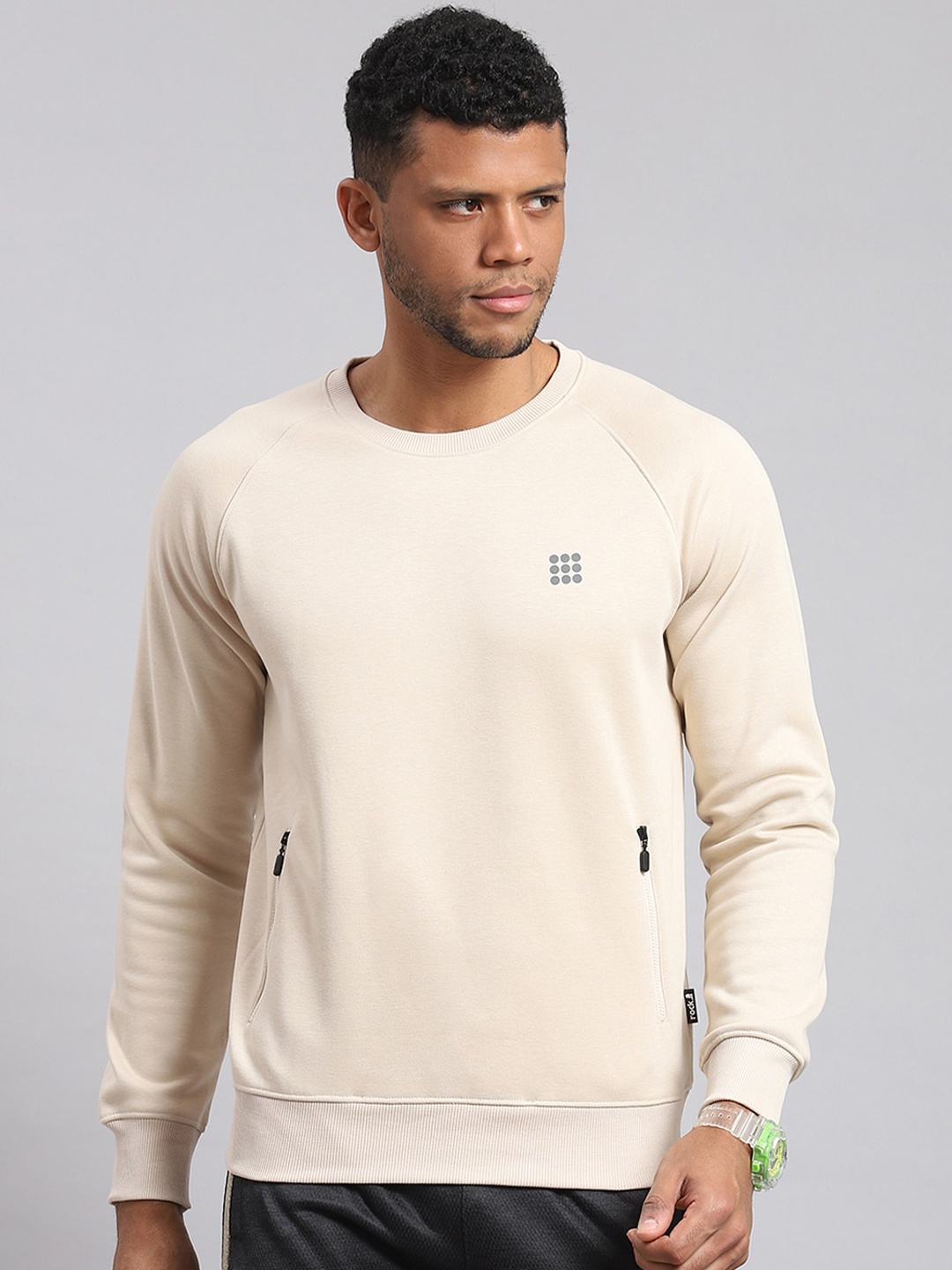 

rock.it Round Neck Pullover Sweatshirt, Cream