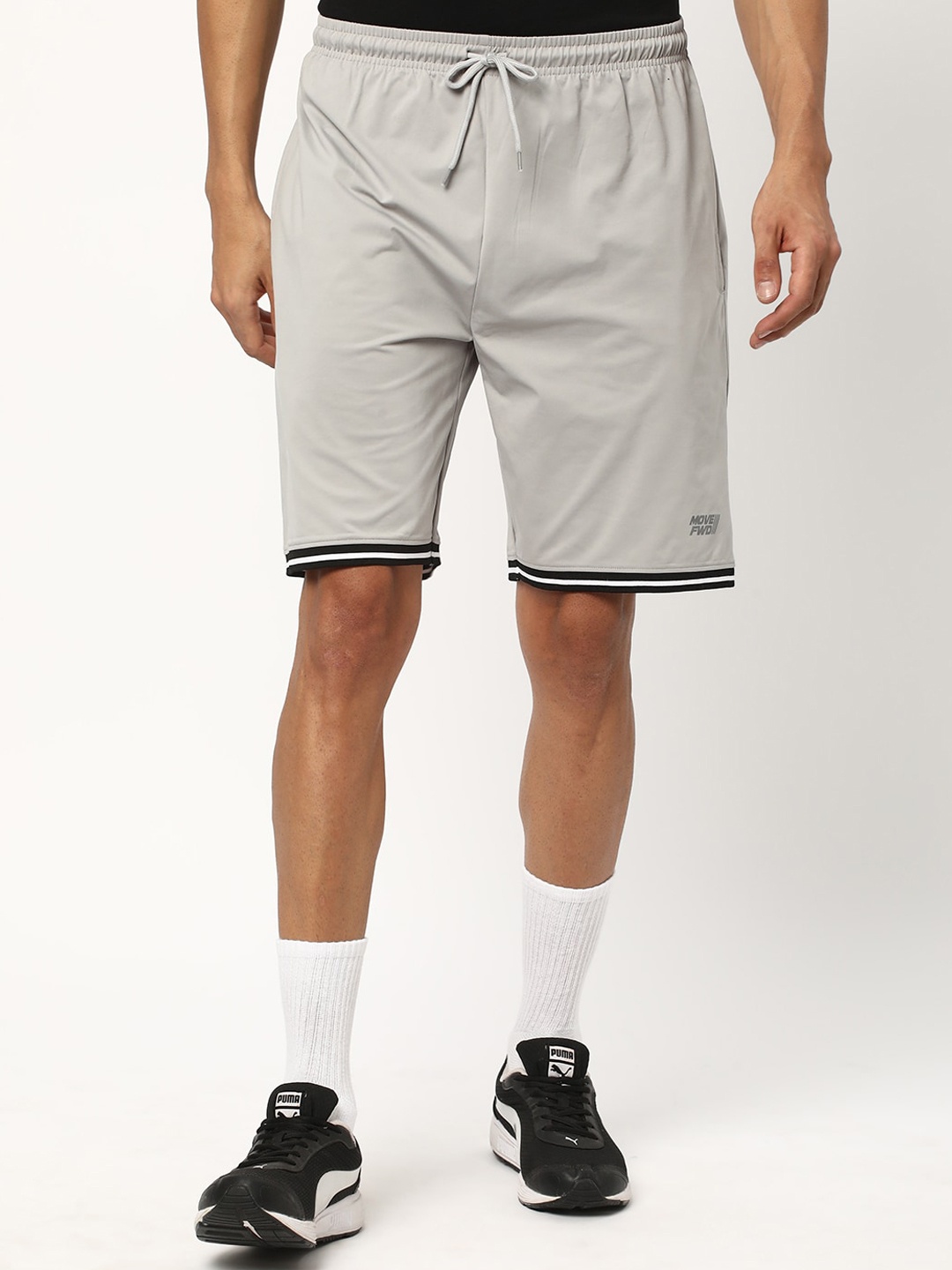 

R&B Men Mid-Rise Regular Shorts, Grey