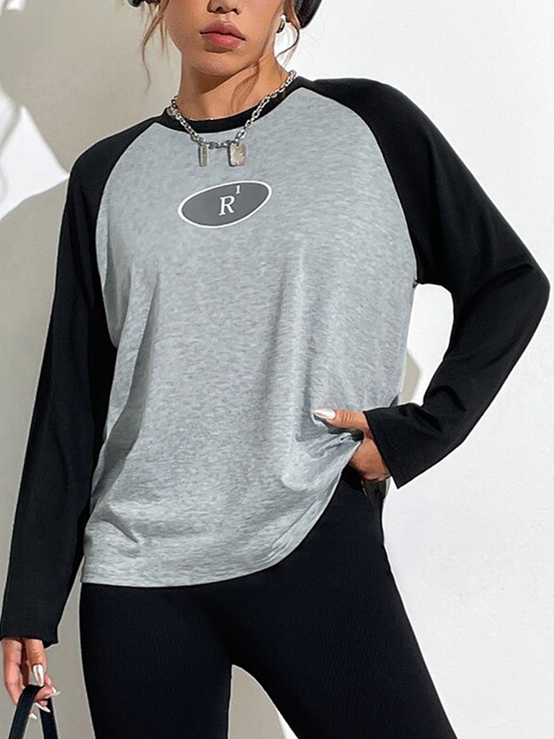 

StyleCast Grey Raglan Sleeves T Shirt