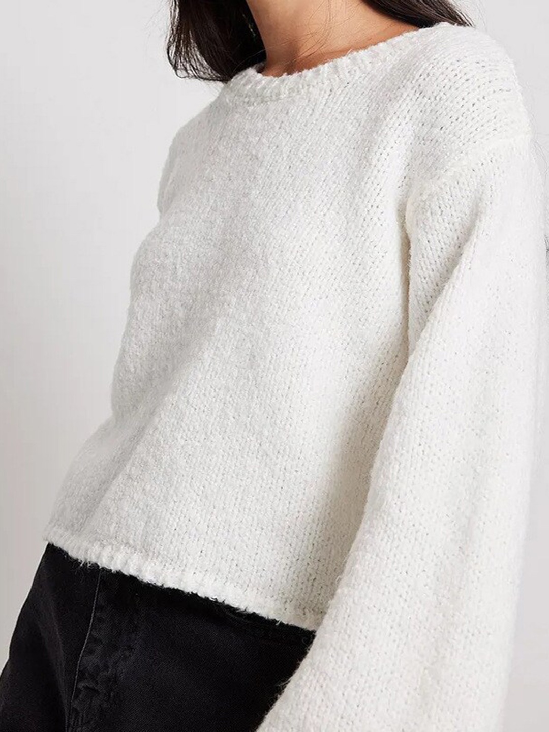 

StyleCast White Round Neck Crop Pullover