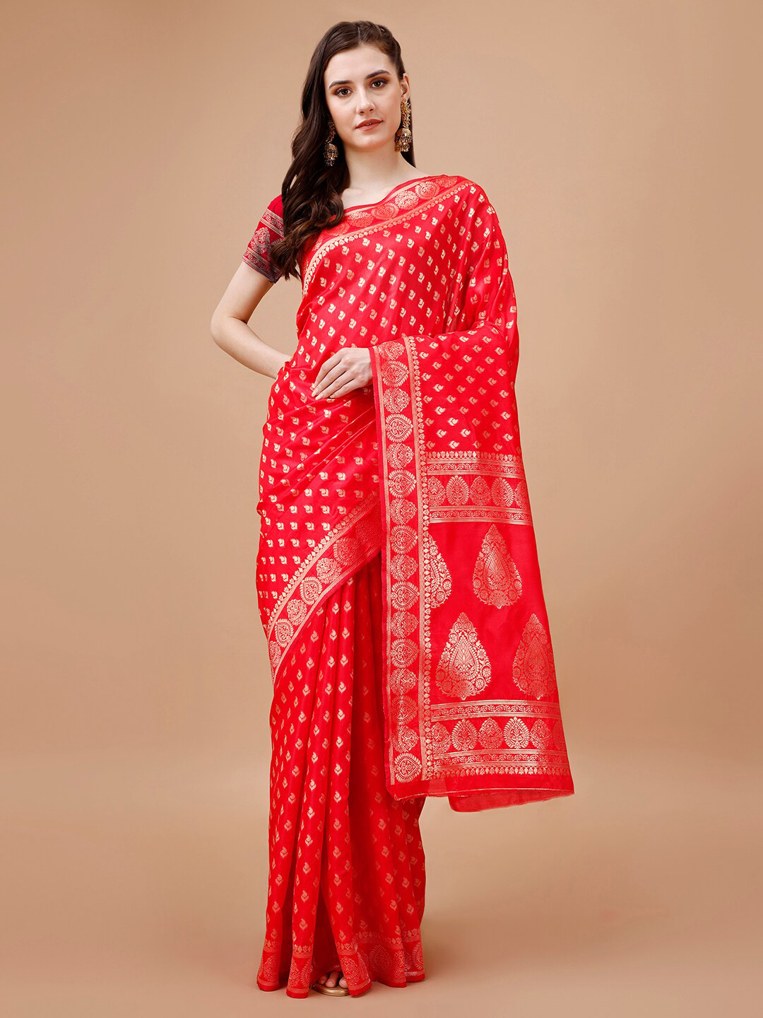 

MAGMINA Paisley Woven Design Saree, Red