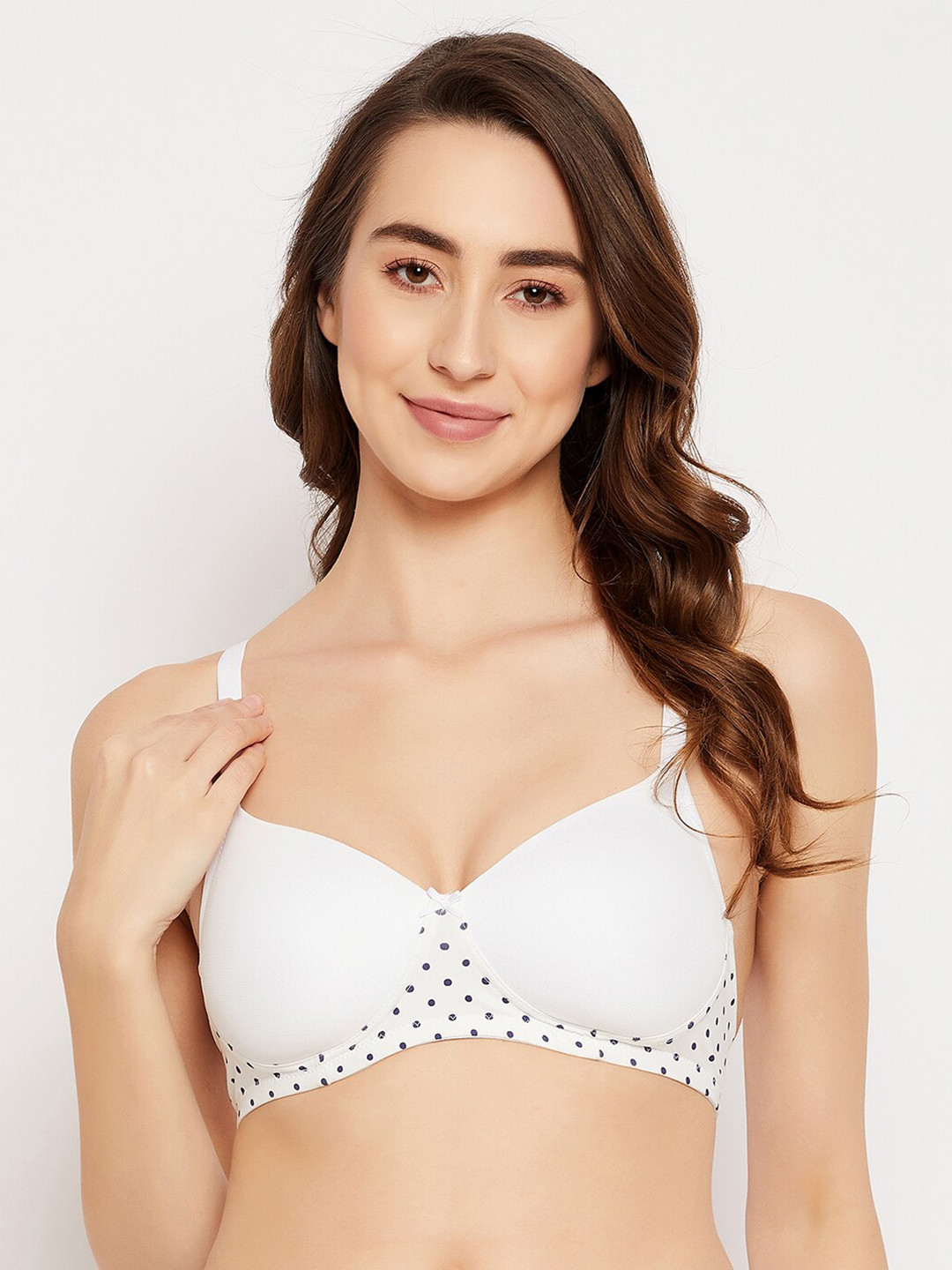

Clovia Lightly Padded Full Coverage T-shirt Bra With All Day Comfort, White