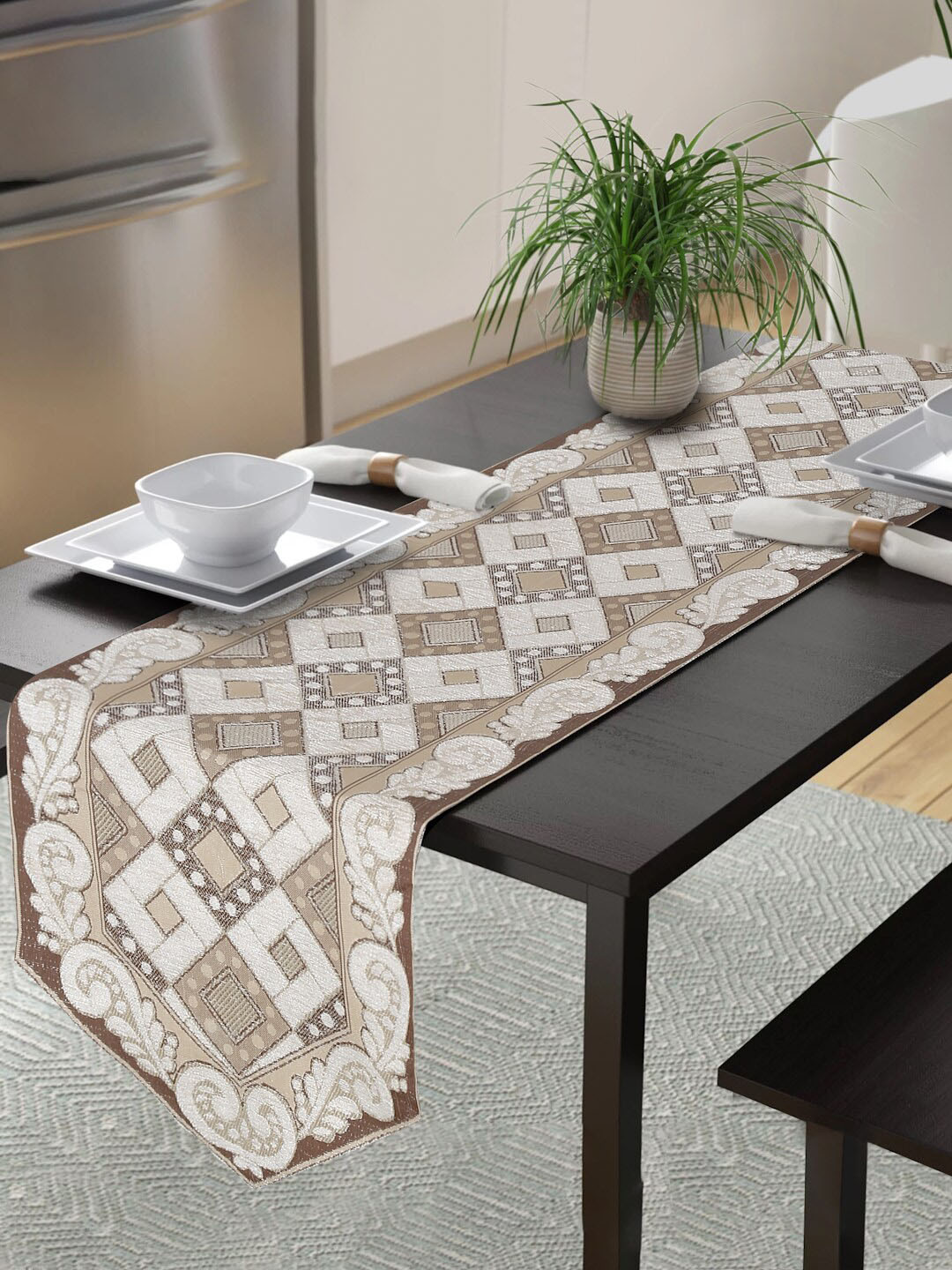 

Slushy Mushy Beige & Brown Geometric Cotton Table Runner
